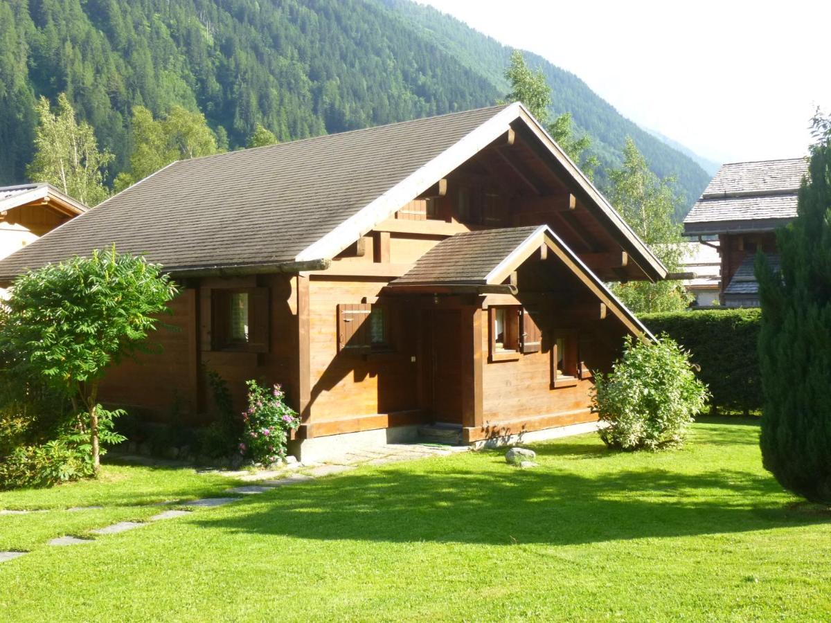Chalet * Lioutraz * Шамоні Екстер'єр фото