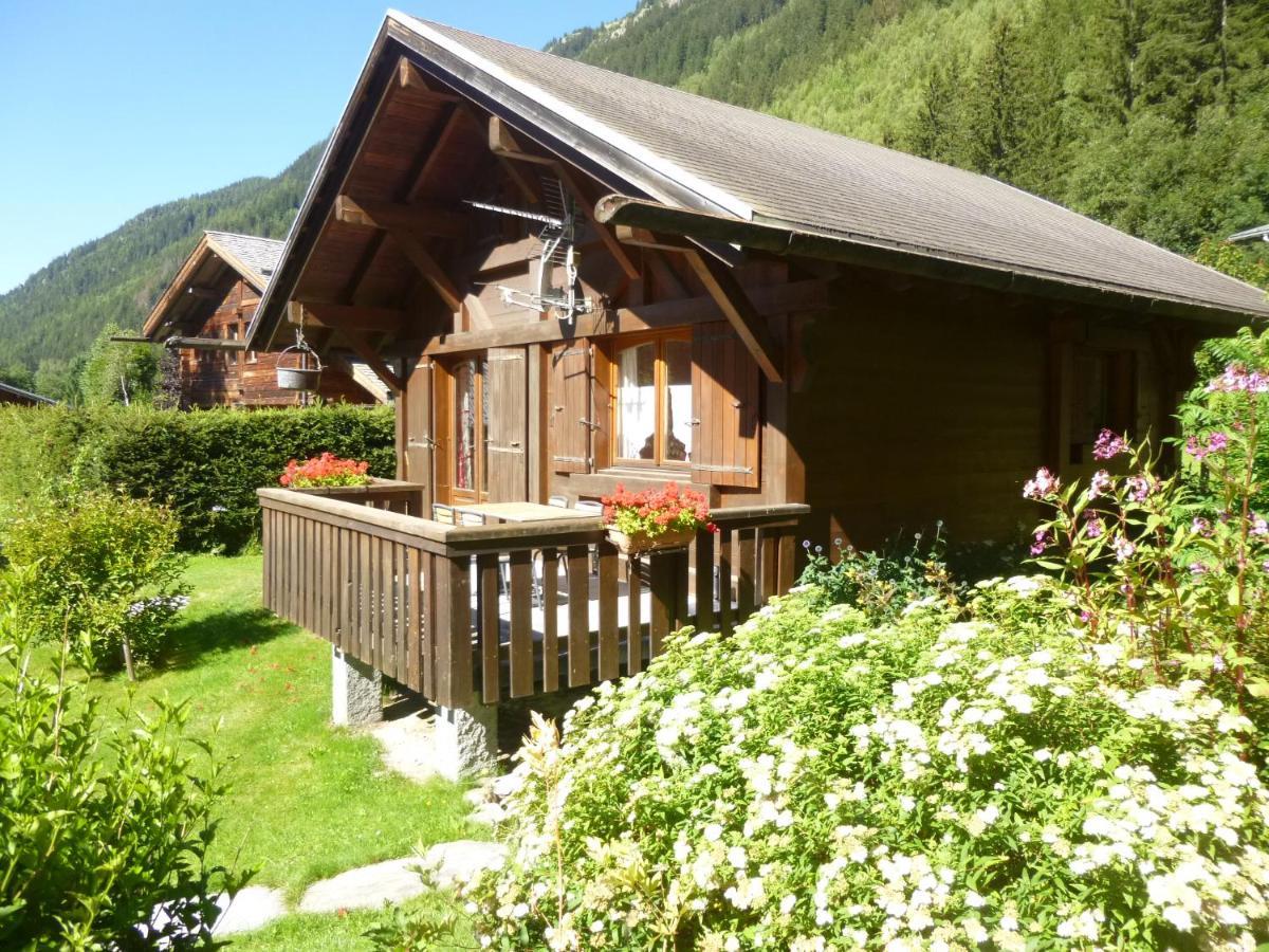 Chalet * Lioutraz * Шамоні Екстер'єр фото